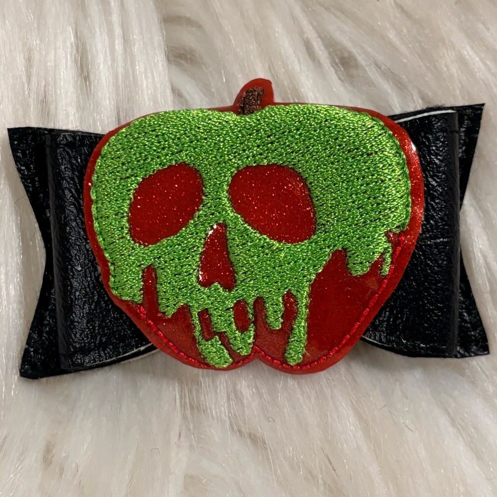 Poison Apple Character Hair Clip
